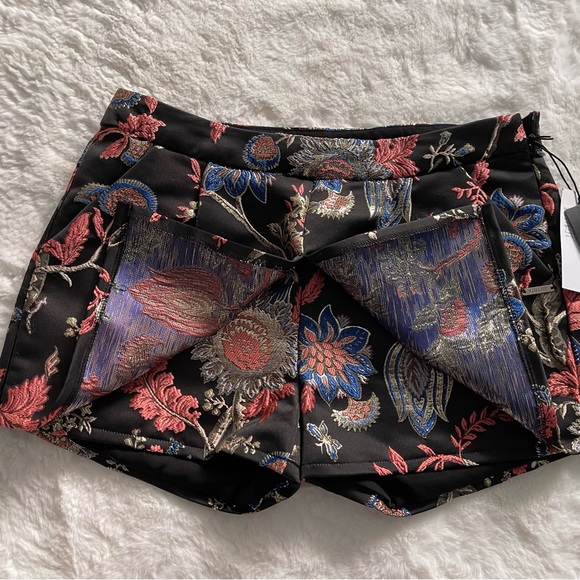 NWT Guess Skort for girls - Picture 5 of 6